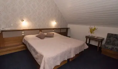 Hasik Hotel D�br�nte