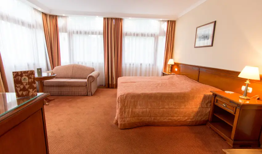 Hasik Hotel D�br�nte - Kedvezm�nyes �r f�lpanzi�val (min. 2 �j)