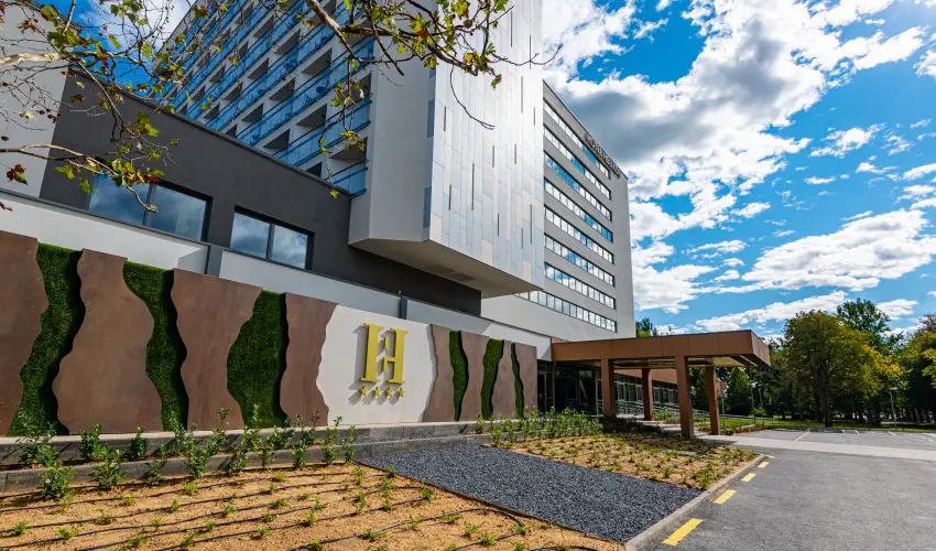 Hotel Helikon Keszthely - T�bbet kevesebb�rt (min. 3 �j)