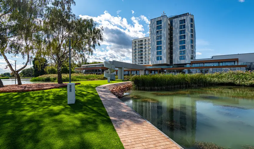 Hotel Helikon Keszthely - T�bbet kevesebb�rt (min. 3 �j)