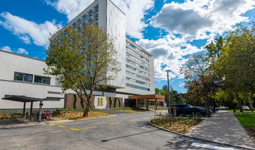 Hotel Helikon Keszthely - T�bbet kevesebb�rt (min. 3 �j)