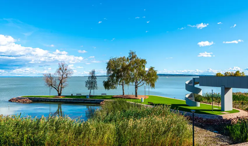 Hotel Helikon Keszthely - T�bbet kevesebb�rt (min. 3 �j)