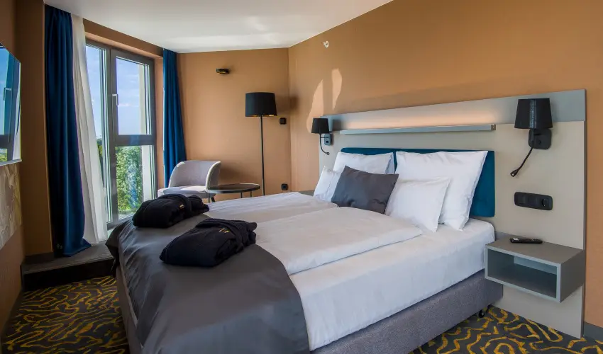 Hotel Helikon Keszthely - T�bbet kevesebb�rt (min. 3 �j)