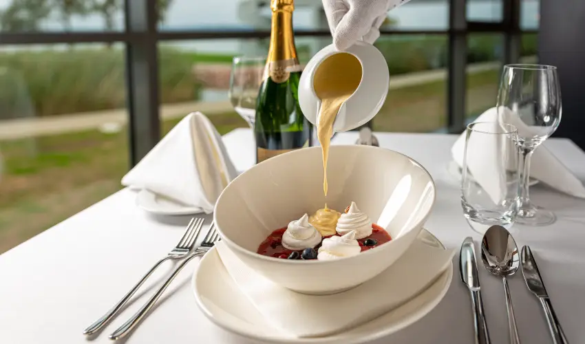 Hotel Helikon Keszthely - T�bbet kevesebb�rt (min. 3 �j)