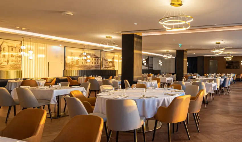 Hotel Helikon Keszthely - T�bbet kevesebb�rt (min. 3 �j)