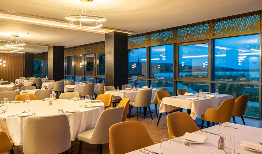 Hotel Helikon Keszthely - T�bbet kevesebb�rt (min. 3 �j)