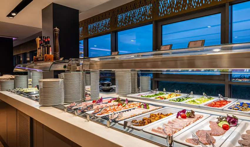 Hotel Helikon Keszthely - T�bbet kevesebb�rt (min. 3 �j)