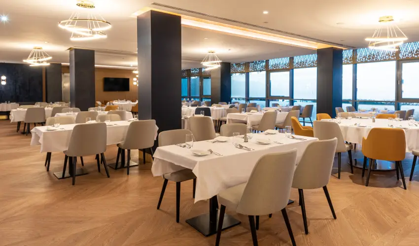 Hotel Helikon Keszthely - T�bbet kevesebb�rt (min. 3 �j)