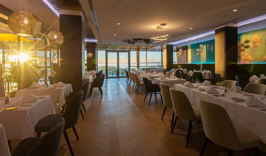 Hotel Helikon Keszthely - T�bbet kevesebb�rt (min. 3 �j)