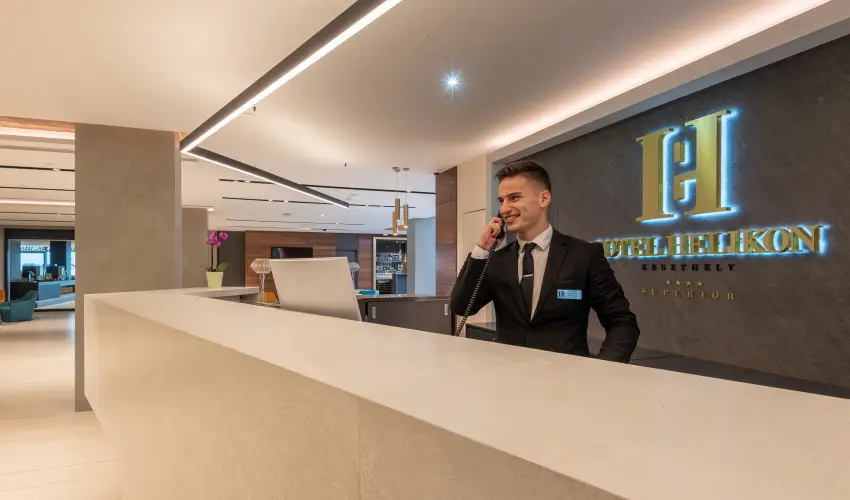 Hotel Helikon Keszthely - T�bbet kevesebb�rt (min. 3 �j)