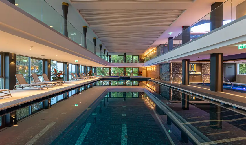 Hotel Helikon Keszthely - T�bbet kevesebb�rt (min. 3 �j)