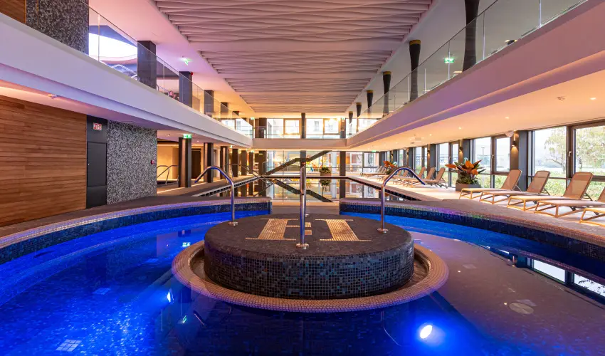 Hotel Helikon Keszthely - T�bbet kevesebb�rt (min. 3 �j)