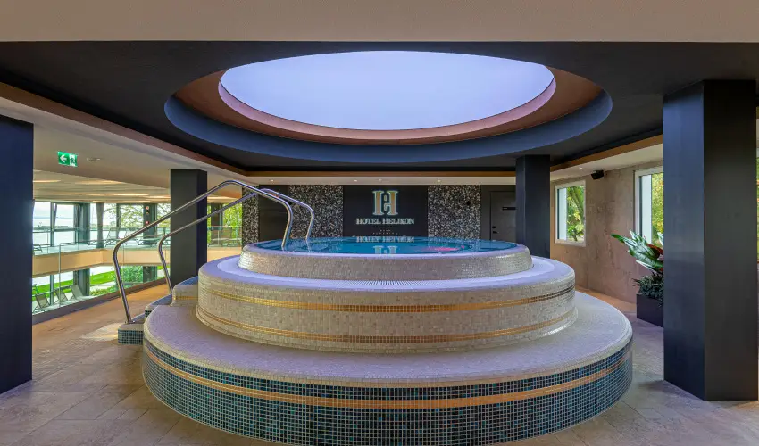 Hotel Helikon Keszthely - T�bbet kevesebb�rt (min. 3 �j)