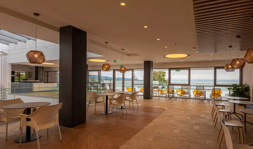 Hotel Helikon Keszthely - T�bbet kevesebb�rt (min. 3 �j)