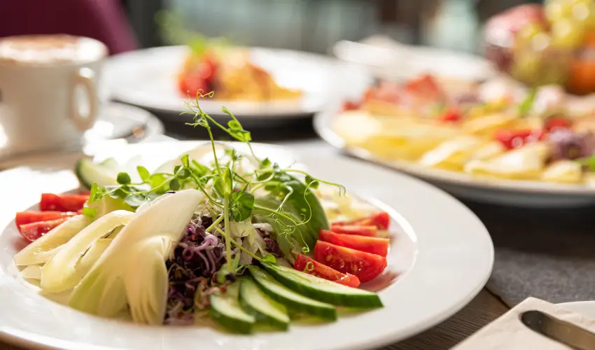 Hotel Helikon Keszthely - T�bbet kevesebb�rt (min. 3 �j)