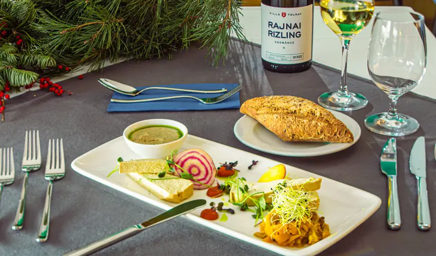 Hotel Helikon Keszthely - T�bbet kevesebb�rt (min. 3 �j)