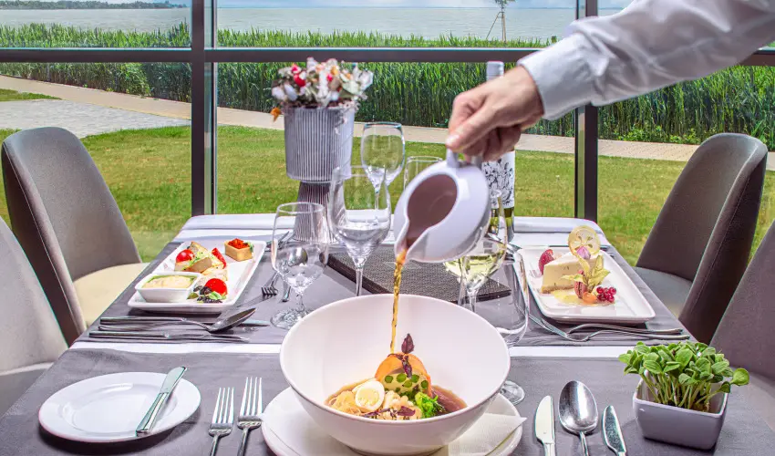 Hotel Helikon Keszthely - T�bbet kevesebb�rt (min. 3 �j)