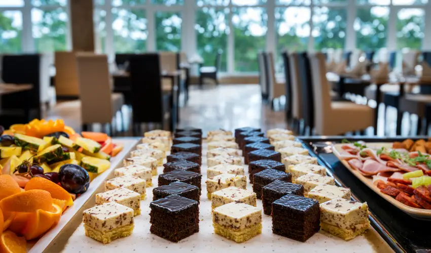 Hunguest Hotel Helios H�v�z - Legjobb �r all inclusive ell�t�ssal a h�v�zi Hunguest Heliosban (min. 2 �j)