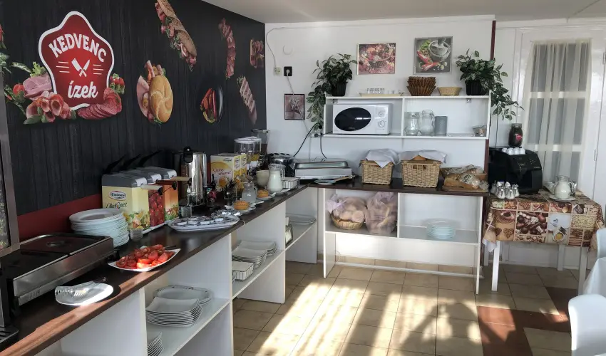 Hforrs Hotel s dlpark Gyula - Kedvezmnyes r csaldok rszreak nelltssal (1 jtl)