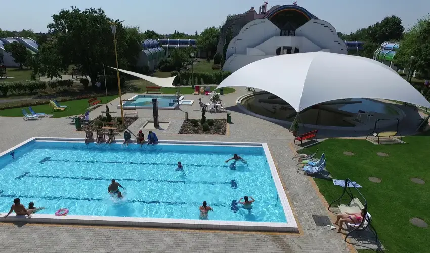 Hforrs Hotel s dlpark Gyula - Kedvezmnyes r csaldok rszreak nelltssal (1 jtl)