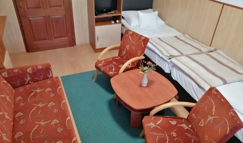 Hforrs Hotel s dlpark Gyula - Kedvezmnyes r csaldok rszreak nelltssal (1 jtl)