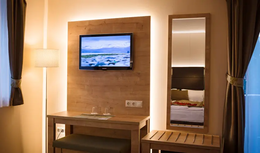 Hotel Honti Wellness s Konferencia Szlloda Visegrd - Kedvezmnyes r csaldok rszreak reggelis elltssal (1 jtl)