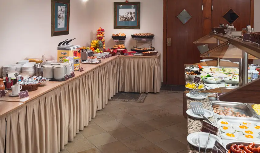 Hotel Honti Wellness s Konferencia Szlloda Visegrd - Kedvezmnyes r csaldok rszreak reggelis elltssal (1 jtl)