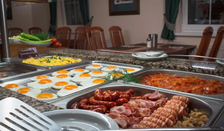 Hotel Honti Wellness s Konferencia Szlloda Visegrd - Kedvezmnyes r csaldok rszreak reggelis elltssal (1 jtl)