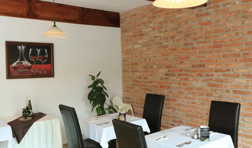 Hotel �rottk� K�szeg - Tal�lkozzunk K�szegen! (min. 2 �j)
