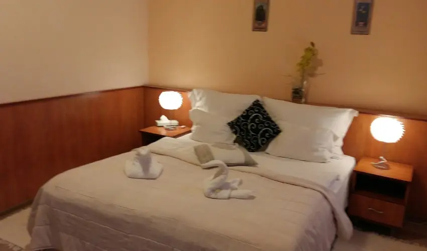 Hotel Isabell Gyr - Kedvezmnyes r csaldok rszreak reggelis elltssal (1 jtl)