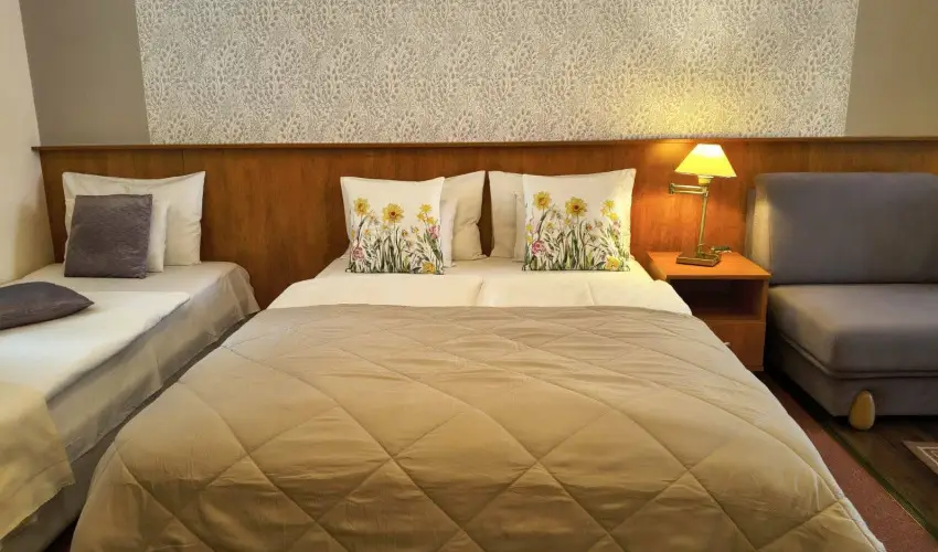 Hotel Isabell Gy�r - �szi csal�di felt�lt�d�s (min. 2 �j)
