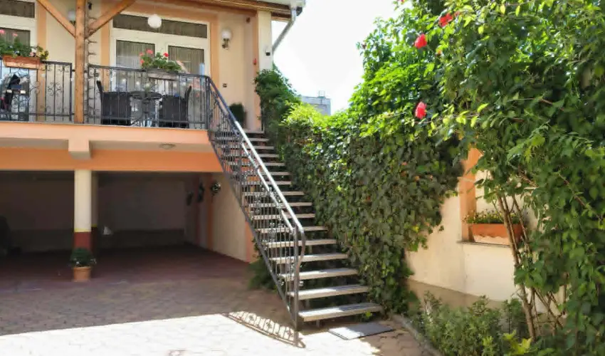 Hotel Isabell Gy�r - �szi csal�di felt�lt�d�s (min. 2 �j)