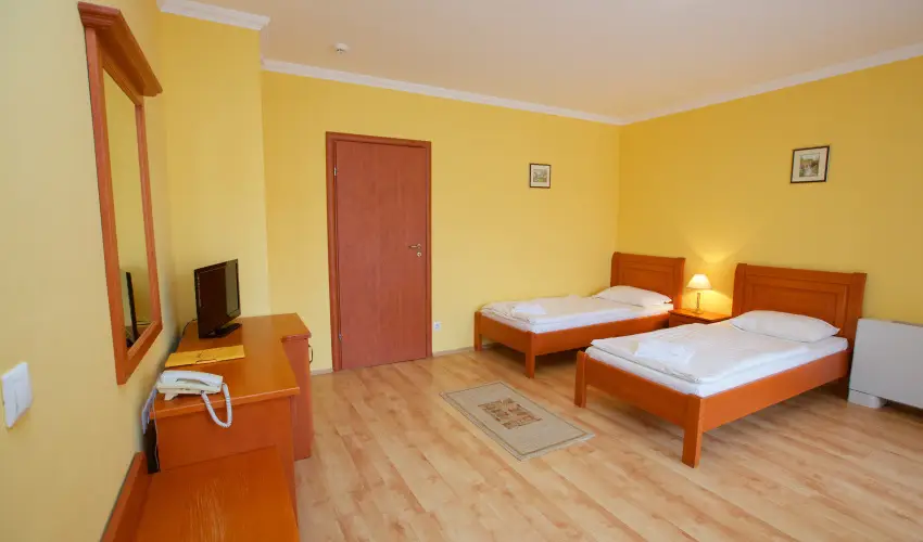 Hotel Jrja Hajdszoboszl - Kedvezmnyes r csaldok rszreak flpanzis elltssal (1 jtl)