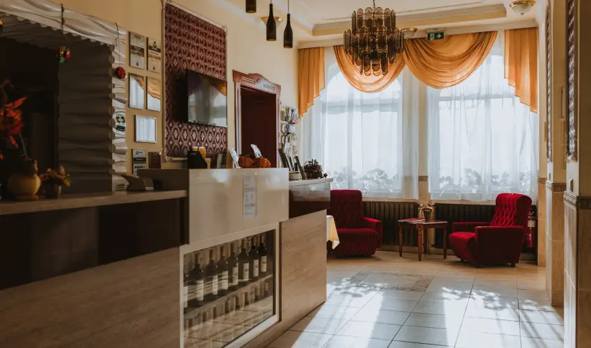 Hotel Korona Wellness, Rendezvny & Borhotel Eger Eger - Flpanzis ajnlat (1 jtl)