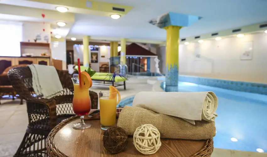 Hotel Korona Wellness, Rendezvny & Borhotel Eger Eger - Flpanzis ajnlat (1 jtl)