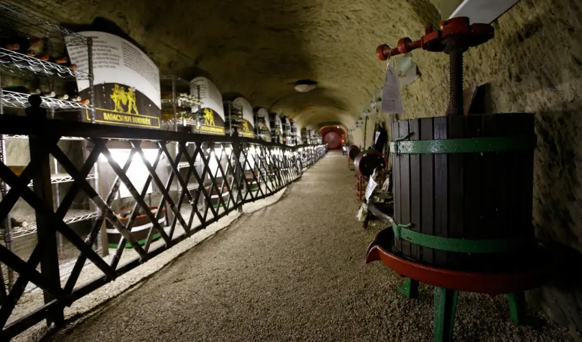 Hotel Korona Wellness, Rendezvny & Borhotel Eger Eger - Flpanzis ajnlat (1 jtl)