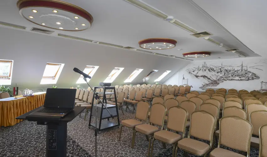 Hotel Korona Wellness, Rendezvny & Borhotel Eger Eger - Flpanzis ajnlat (1 jtl)