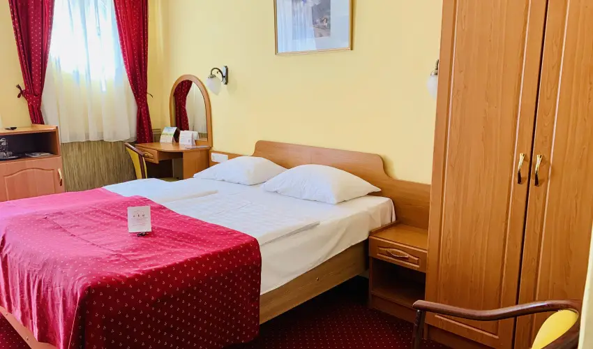 Hotel Korona Wellness, Rendezvny & Borhotel Eger Eger - Flpanzis ajnlat (1 jtl)
