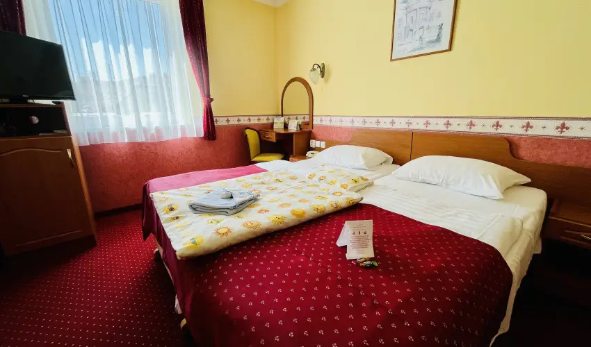 Hotel Korona Wellness, Rendezvny & Borhotel Eger Eger - Flpanzis ajnlat (1 jtl)