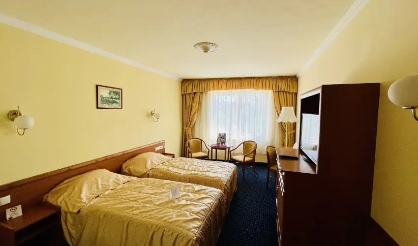 Hotel Korona Wellness, Rendezvny & Borhotel Eger Eger - Flpanzis ajnlat (1 jtl)