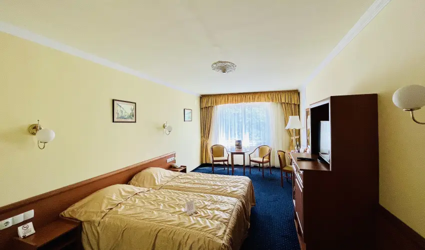 Hotel Korona Wellness, Rendezvny & Borhotel Eger Eger - Flpanzis ajnlat (1 jtl)