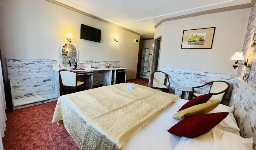 Hotel Korona Wellness, Rendezvny & Borhotel Eger Eger - Flpanzis ajnlat (1 jtl)