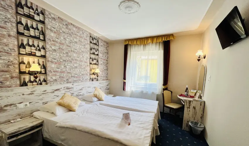 Hotel Korona Wellness, Rendezvny & Borhotel Eger Eger - Flpanzis ajnlat (1 jtl)
