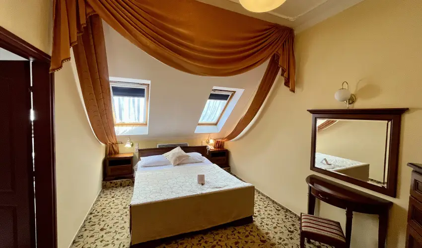 Hotel Korona Wellness, Rendezvny & Borhotel Eger Eger - Flpanzis ajnlat (1 jtl)