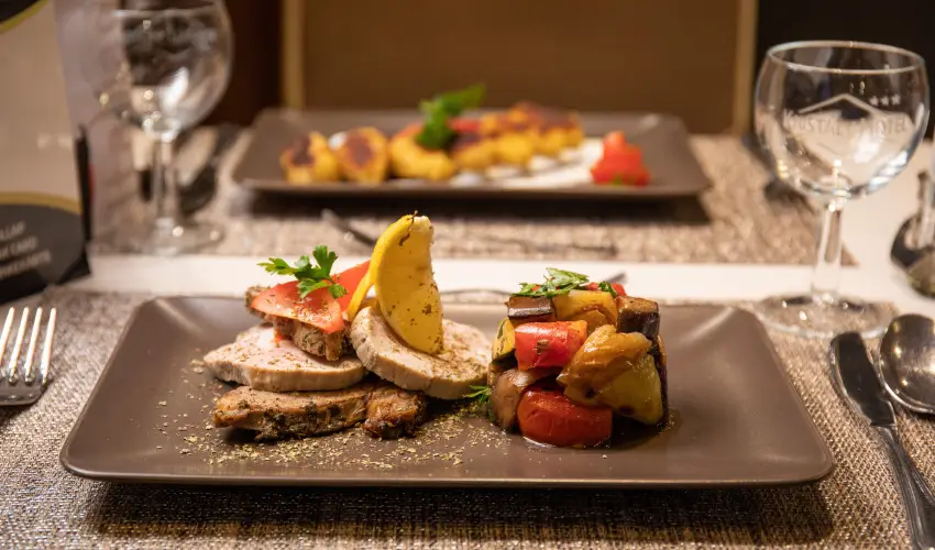 Kristly Hotel Keszthely - Balatoni retro szilveszter (min. 2 j)