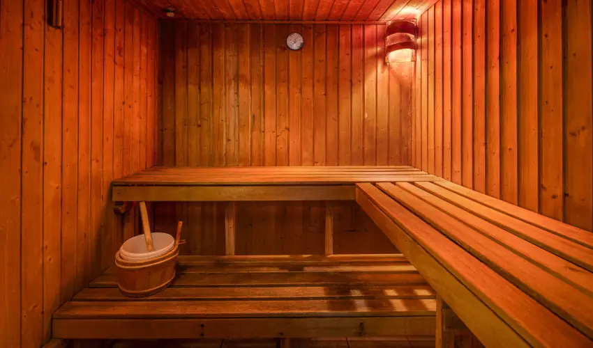 Kristly Hotel Keszthely - Balatoni retro szilveszter (min. 2 j)