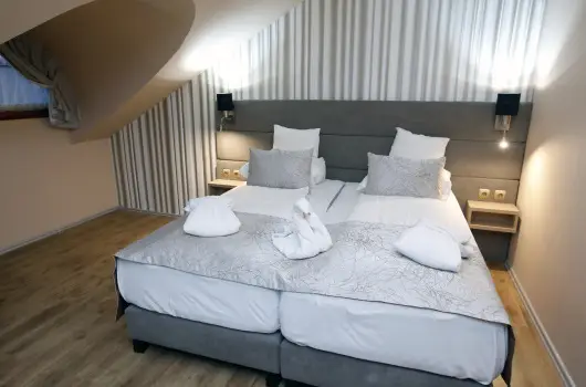 Hotel Laroba - Diszn�toros aj�nlat (min. 2 �j)