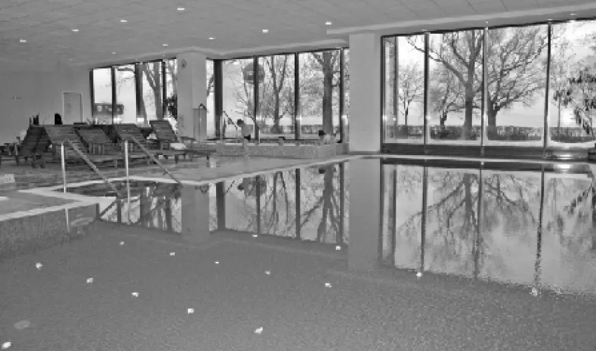 Hotel Magistern Konferencia & Wellness Sifok - Kedvezmnyes r csaldok rszreak reggelis elltssal (1 jtl)