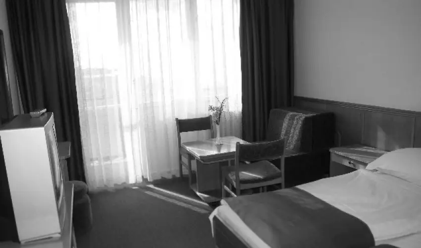 Hotel Magistern Konferencia & Wellness Sifok - Kedvezmnyes r csaldok rszreak reggelis elltssal (1 jtl)