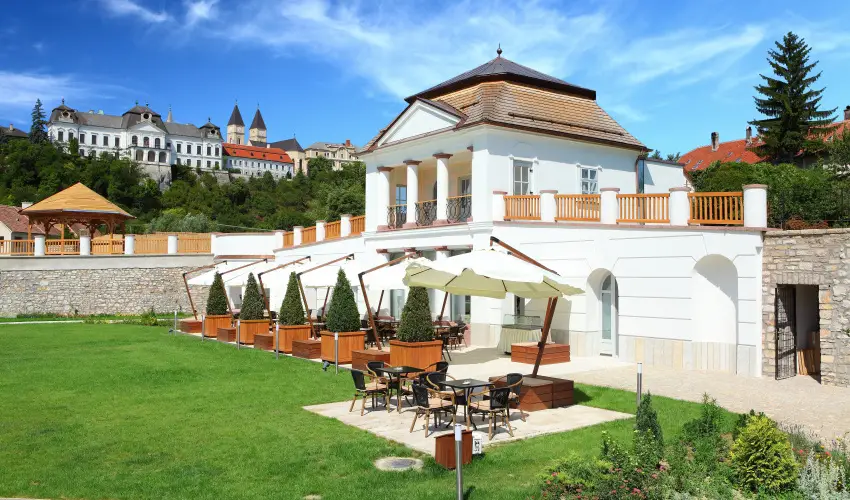 Hotel Historia Malomkert Veszpr�m - Senior h�tk�znapok (min. 2 �j)